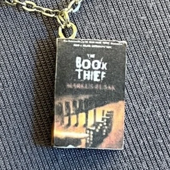 The Book Thief by Markus Zusak Handmade Literature Necklace Book Cover Accordion - Picture 3 of 16